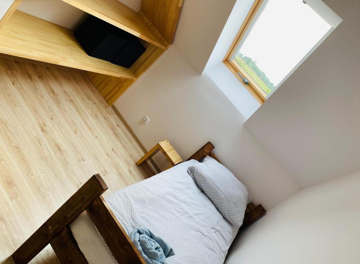 Nowecin Apartamenty Lebska Ostoja מראה חיצוני תמונה