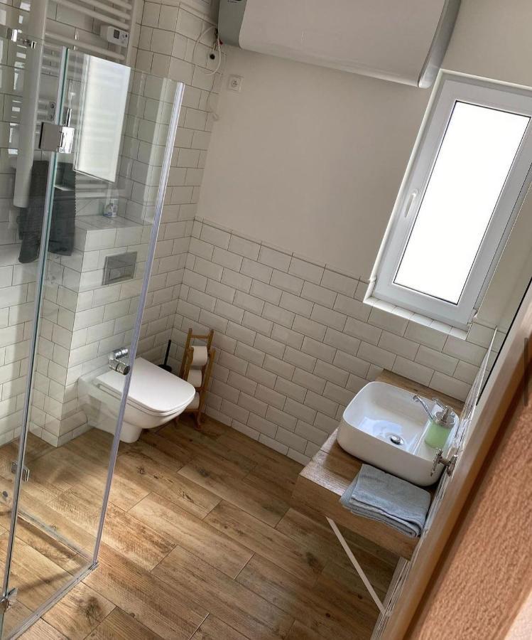 Nowecin Apartamenty Lebska Ostoja מראה חיצוני תמונה